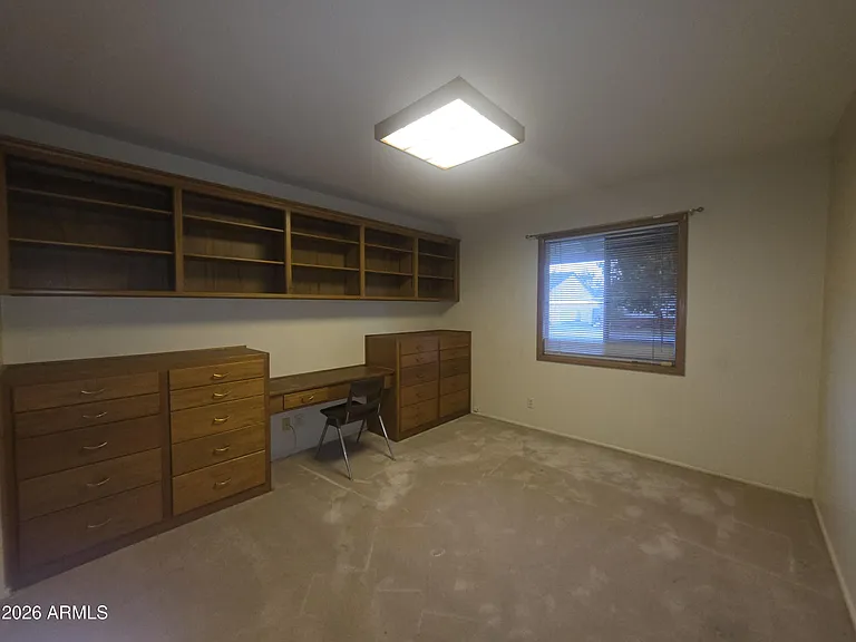342 W Diana Ave — Photo 10