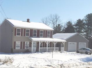 7 Blossom Dr, Minot, ME 04258