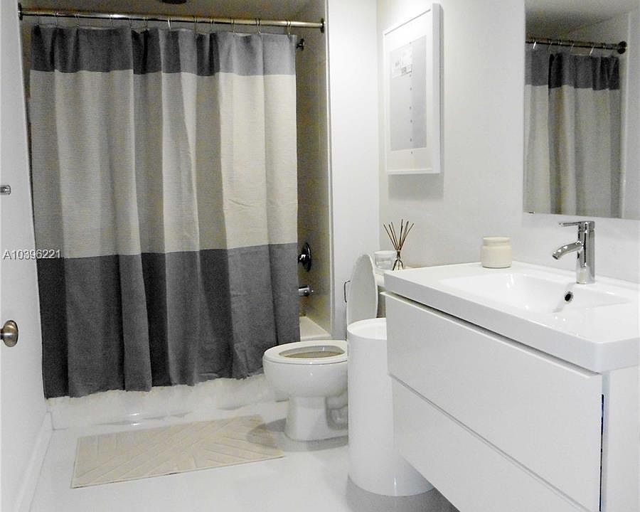 1st image of 2000 N Bayshore Dr APT 512