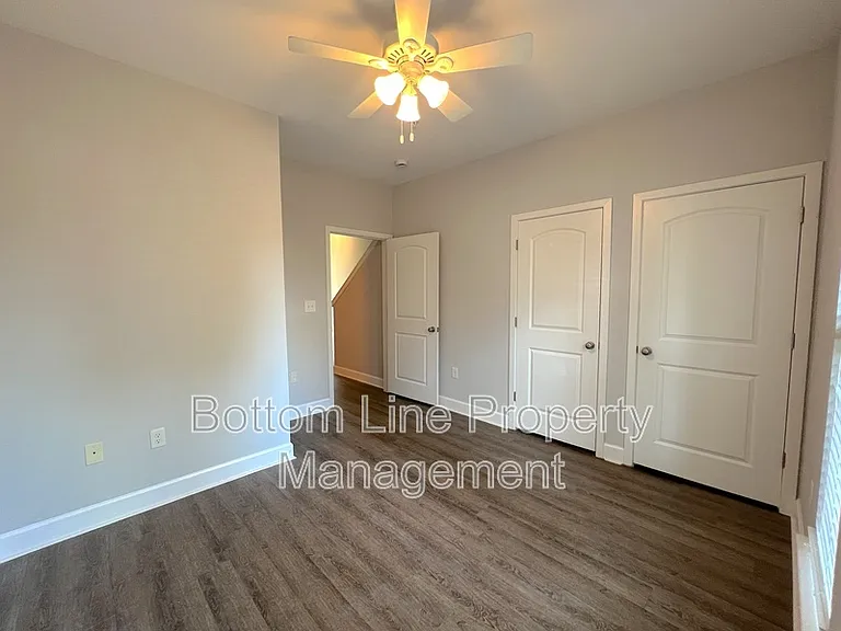 841 Seigle Point Dr — Photo 11
