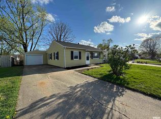 806 W Ridgemont Rd, Peoria, IL 61614