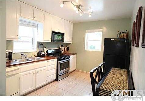 3rd image of 4277 Noyes St