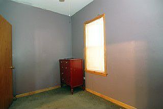2nd image of 10714 S Hoxie Ave