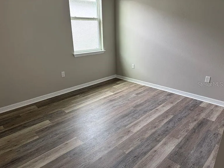 3345 Curlew Ave — Photo 10