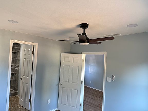 5th image of 2315 Pearl Ave APT B