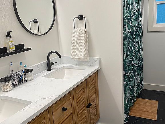 Guest bath