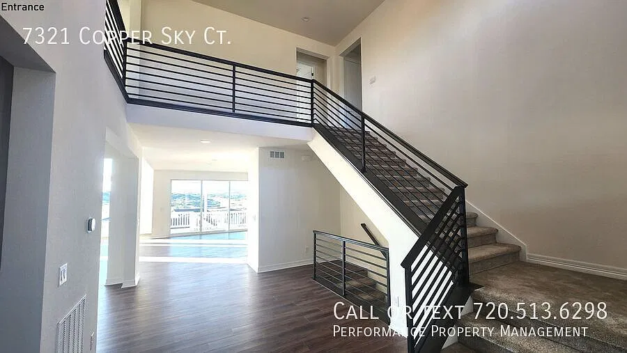 Stunning 2023 Luxury Home in the Canyons Neighborhood, Castle Pines 6 Bedrooms, 6 Bathrooms, 3-Ca... — Photo 4