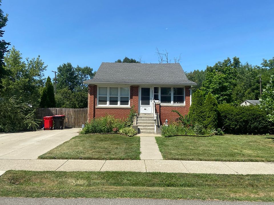 1st image of 28525 Selkirk St