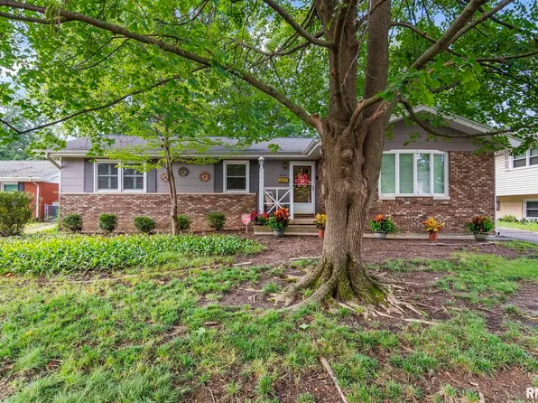 2340 Grinnell Dr, Springfield, IL 62704