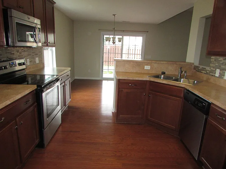 4409 Southern Pine Dr SE — Photo 8