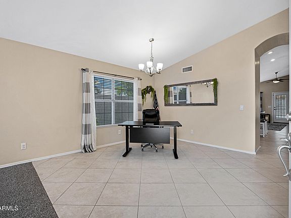 5th image of 20443 N 97TH Avenue