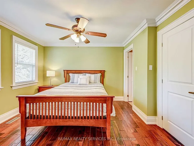 1570 Tipperary Ct — Photo 29