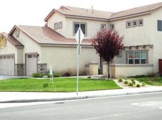 1096 Shady Ct, San Jacinto, CA 92582