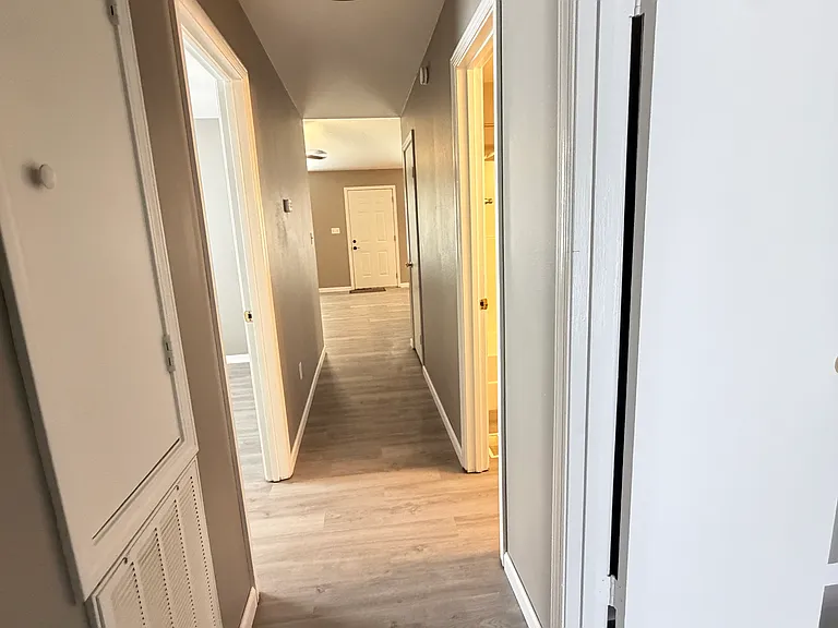 131 Rockyreef Cir — Photo 6