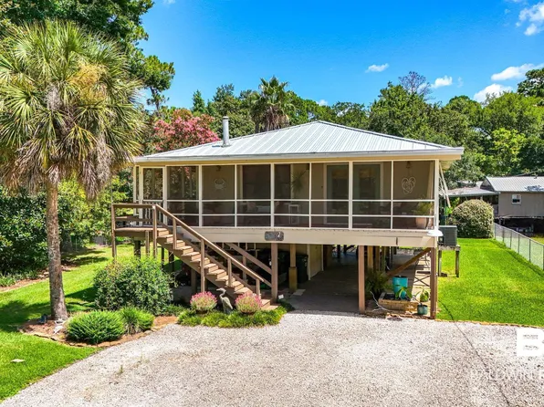 10231 Bayou Cir, Fairhope, AL 36532