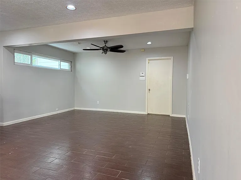 11318 Briar Forest Dr — Photo 4