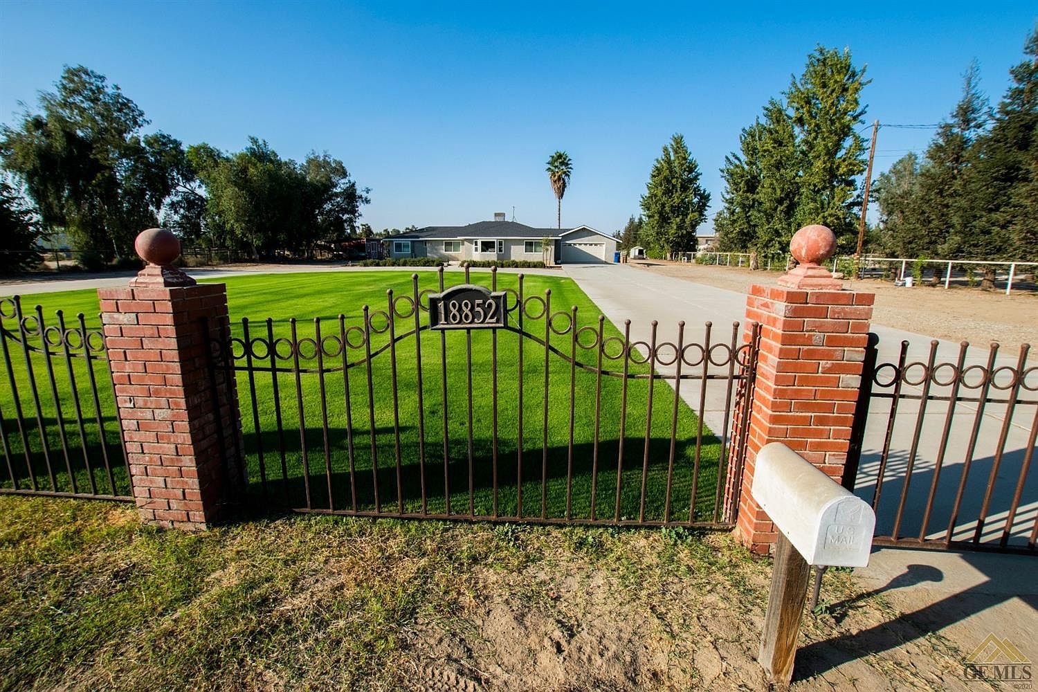 18852 Palm Ave, Bakersfield, CA 93314 Zillow