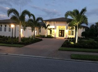 3366 Founders Club Dr, Sarasota, FL 34240