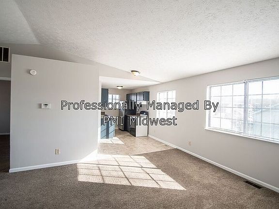 4th image of 3951 Truro Ct
