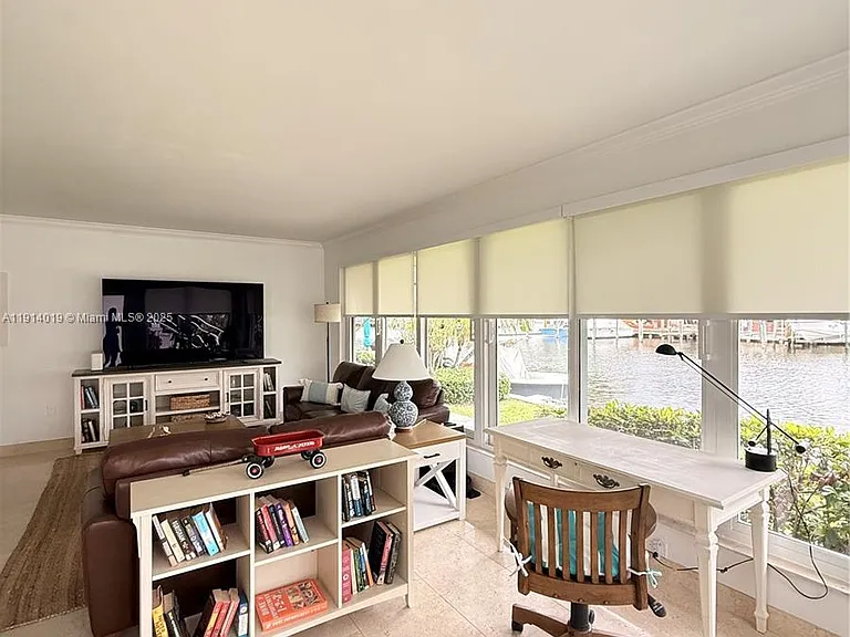 180 Isle Of Venice Dr #100 — Photo 4
