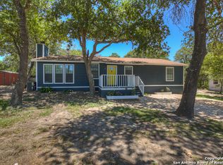 276 Hickory Hill Dr, La Vernia, TX 78121