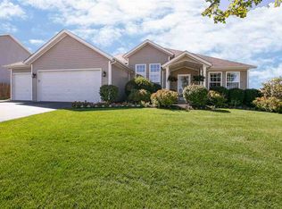 4123 Milkweed Dr, Poplar Grove, IL 61065