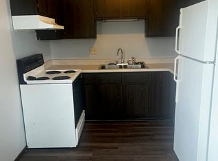 145 Memorial Dr APT 3, Oconto, WI 54153