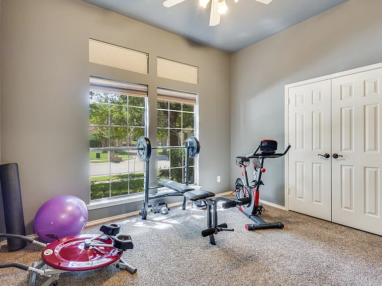 1204 Thimbleberry Dr — Photo 12