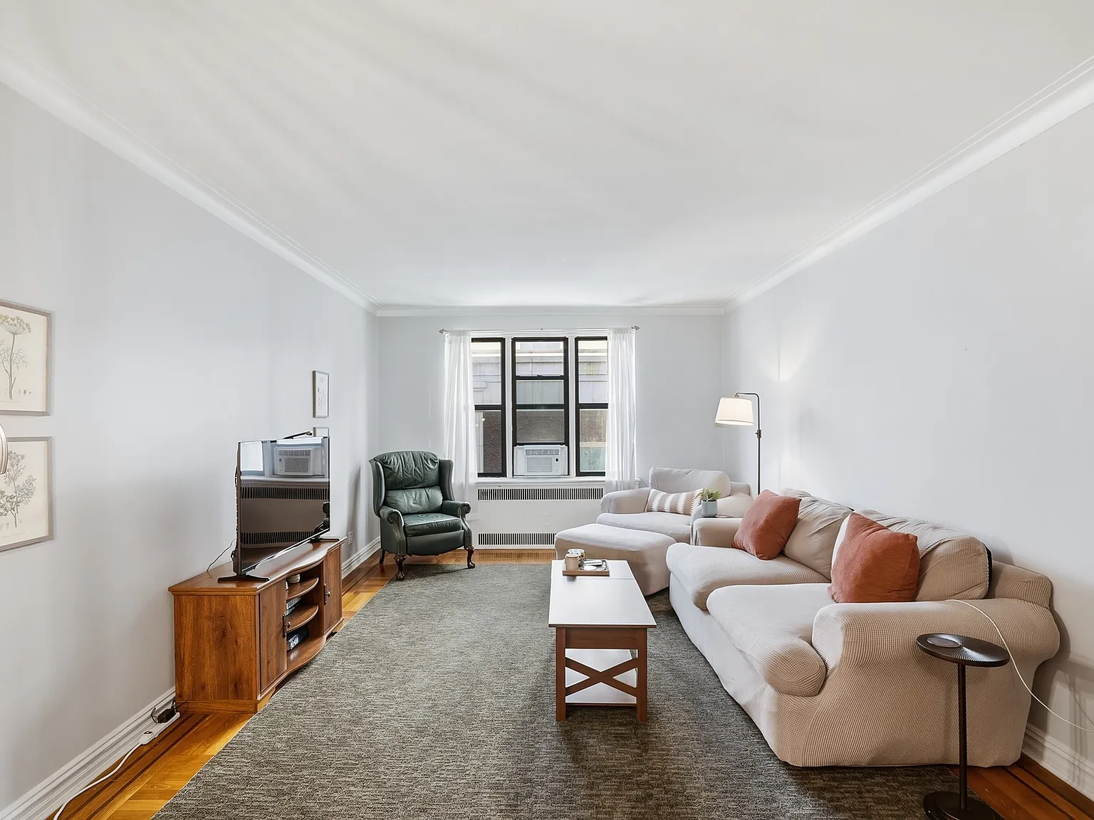 2 bed, 1125 sqft, $2,800 — Photo 4