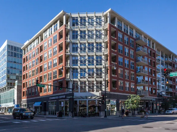 1001 W Madison St APT 214, Chicago, IL 60607