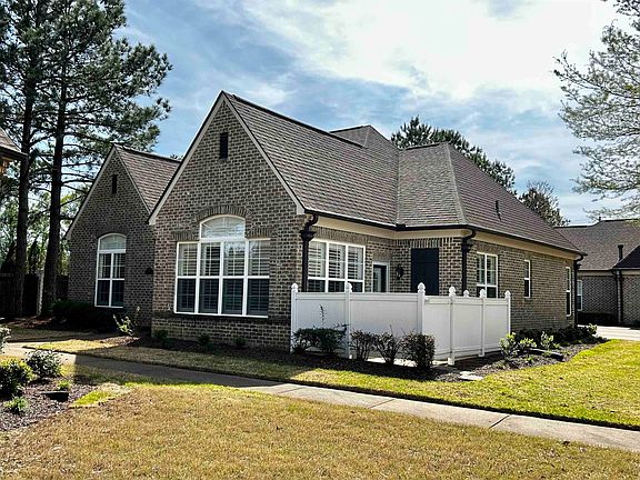 3rd image of 223 Seattle Slew Dr