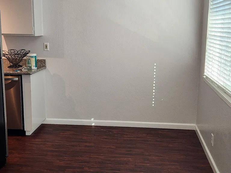 2020 Main St #15 — Photo 4
