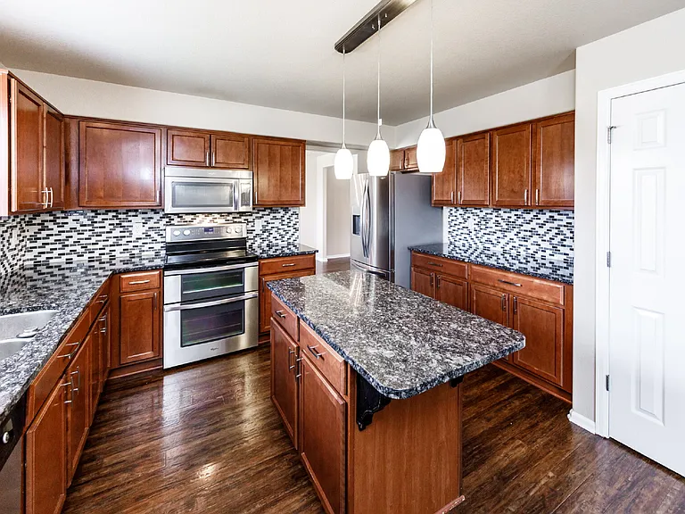 6104 Hayfield Pl — Photo 13