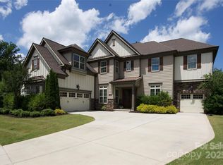 426 Kirkbride Ct, Fort Mill, SC 29715