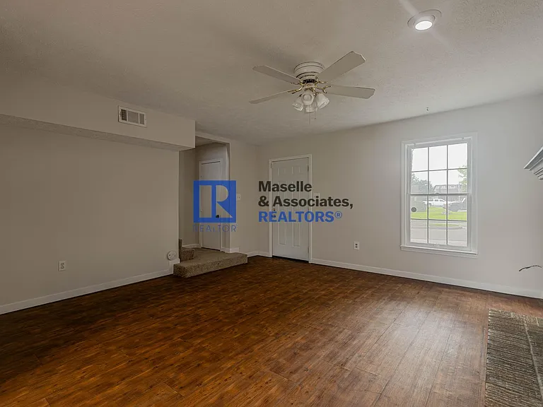 35 Northtown Rd — Photo 8