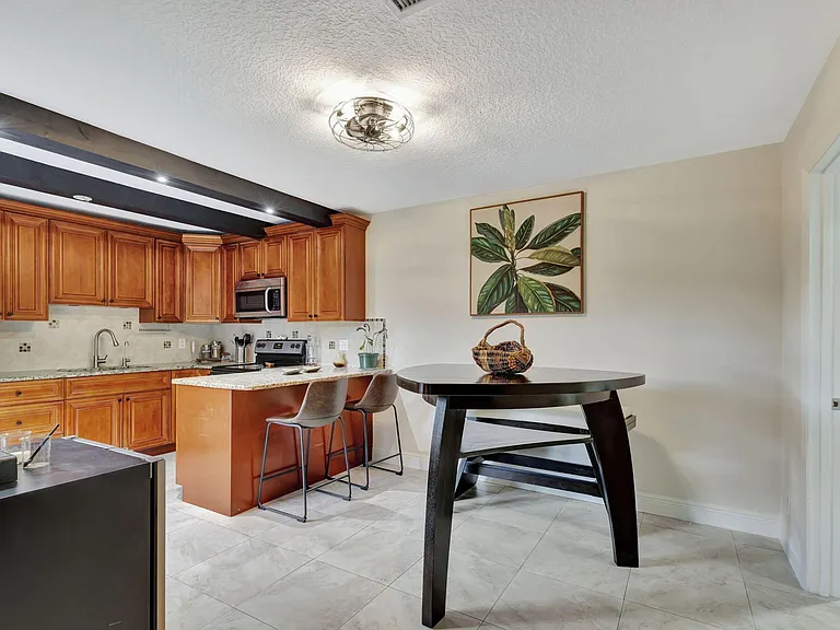 99 Lake Arbor Dr — Photo 8