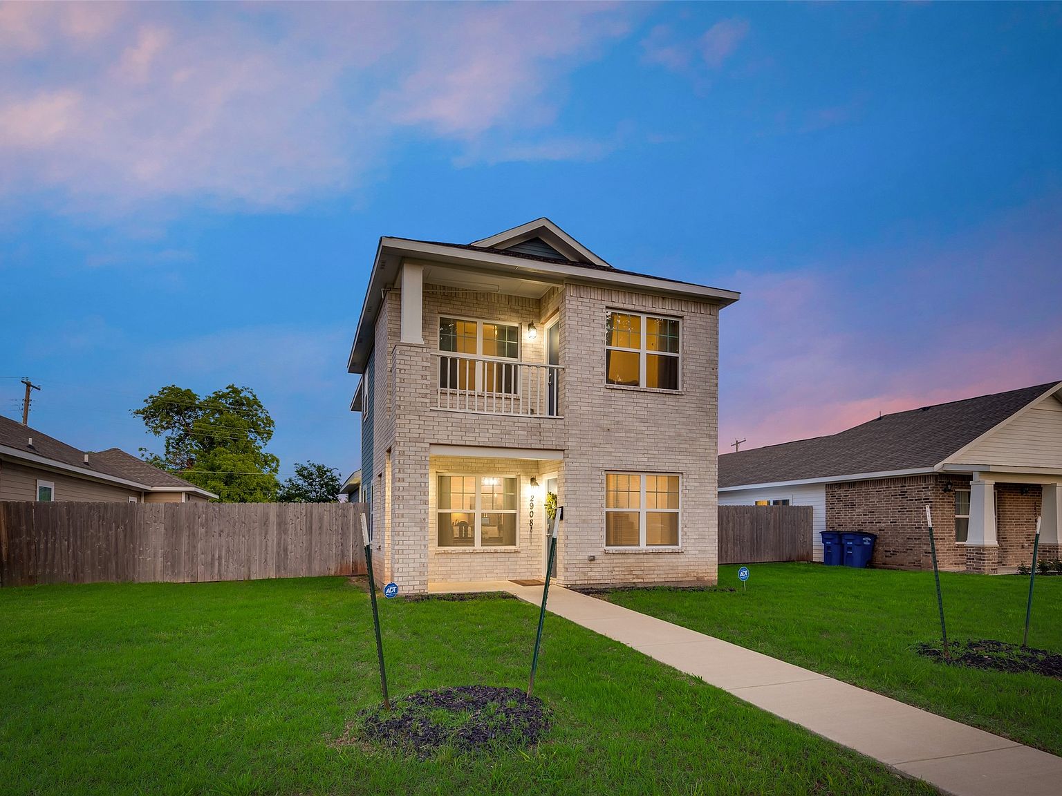 2908 South Blvd, Dallas, TX 75215 MLS 20601336 Zillow