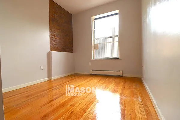 Rented by Mason Group LLC | media 18