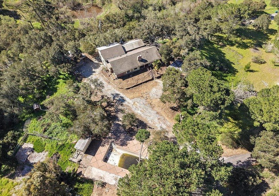 1st image of 379 Corral De Tierra Rd