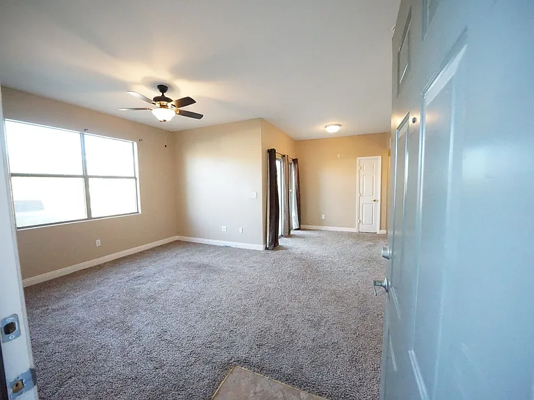 8000 W Badura Ave #1061-176 — Photo 5
