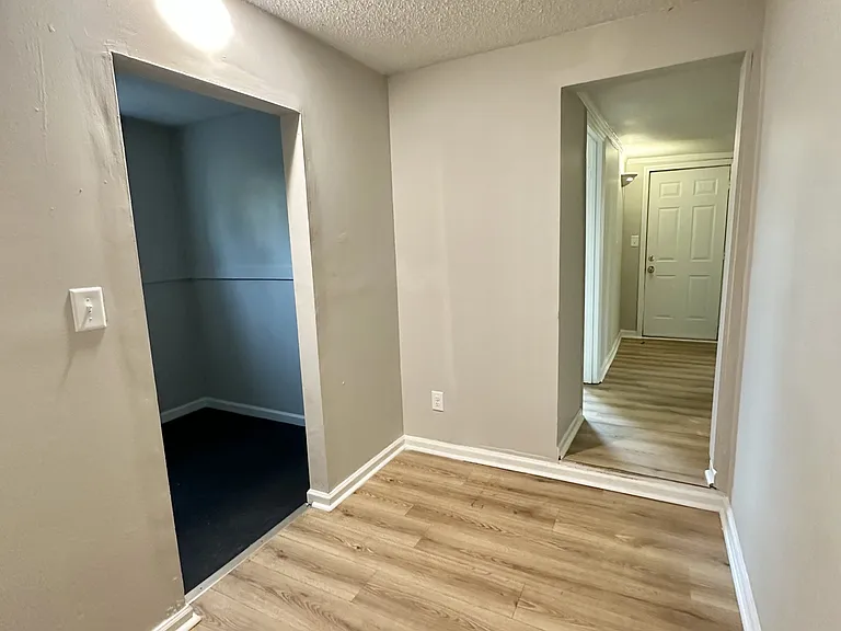 1376 Creel Ct — Photo 6