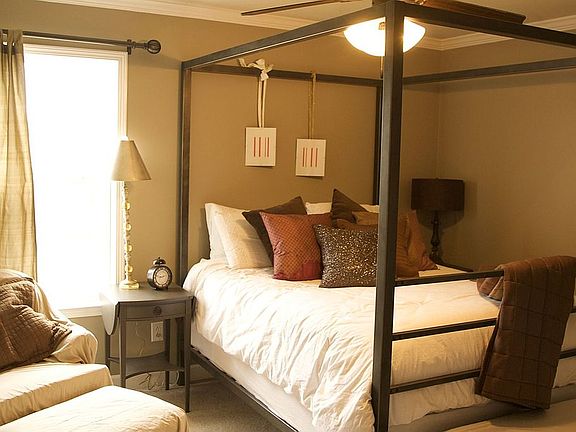 Guest or second bedroom