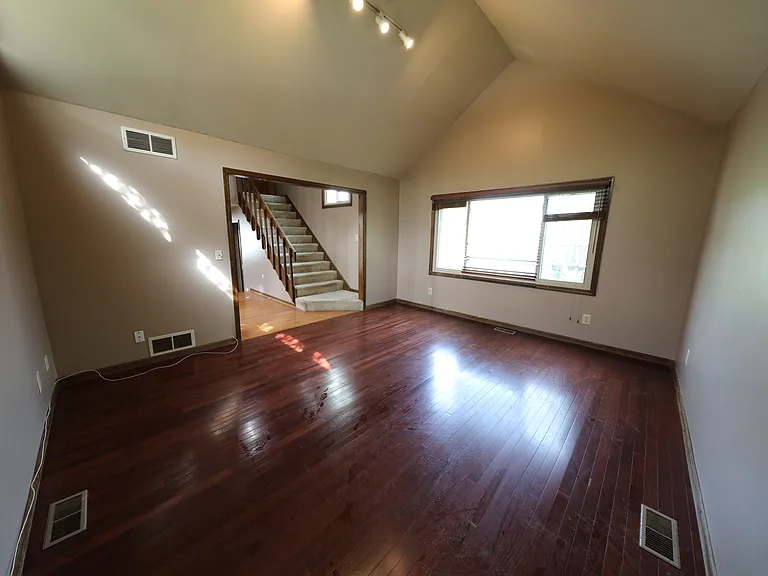 6466 Ponset St — Photo 12