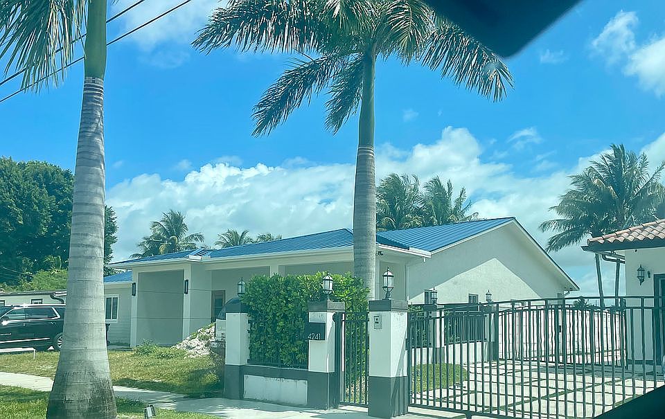 2nd image of 4231 SW 109th Ct