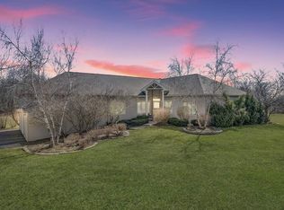 18919 Raven Hills Dr, Marengo, IL 60152