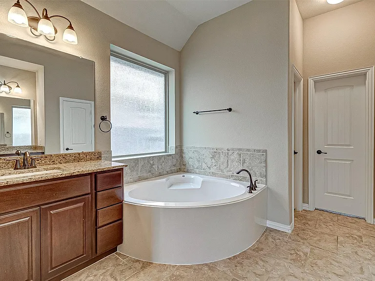 4814 Sequoia Park Ln — Photo 27