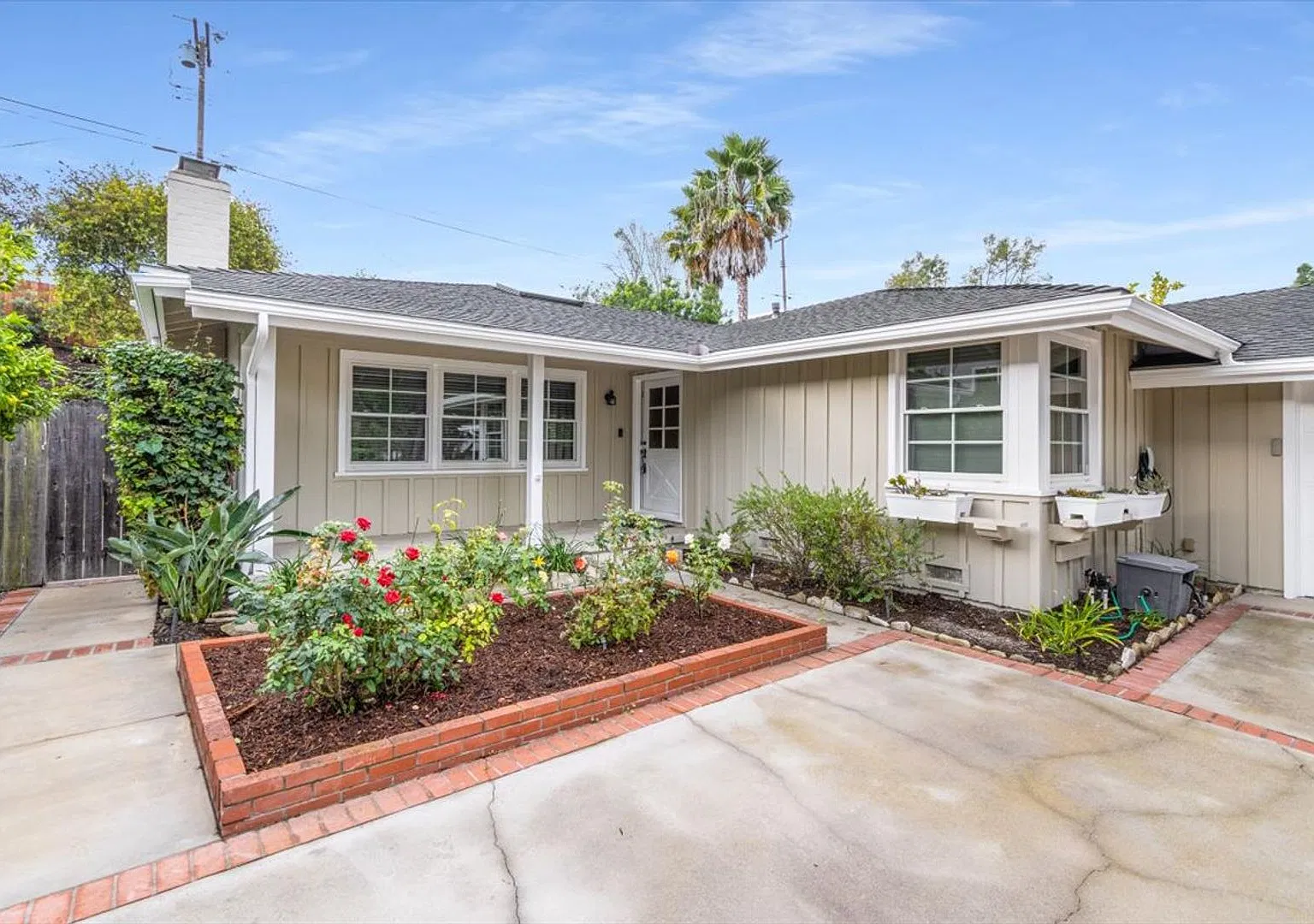 Beautiful RPV Home - Excellent Location — Photo 2
