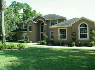 647 Crescent Hills Pl, Lakeland, FL 33813