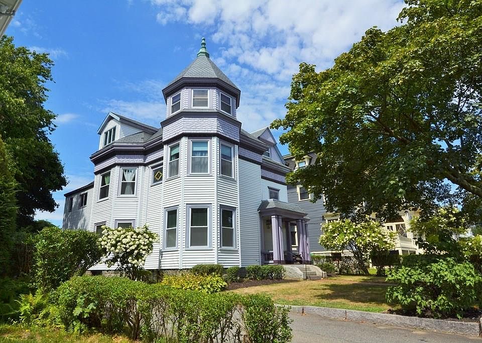 1st image of 270 Lafayette St #2