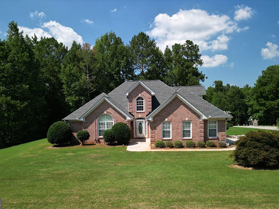 1st image of 245 Rose Walk Dr